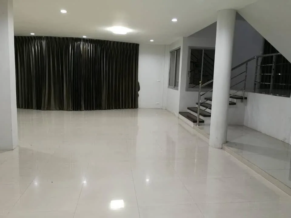 Arena Garden Onnut 44 — photo 10