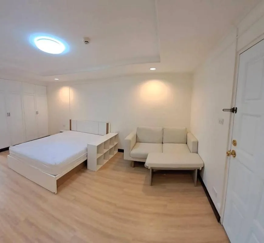 Pratunam Prestige — photo 1