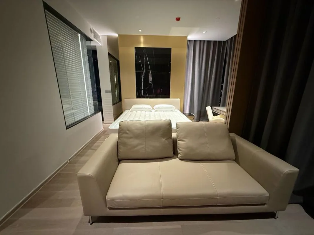 Ashton Silom — photo 6