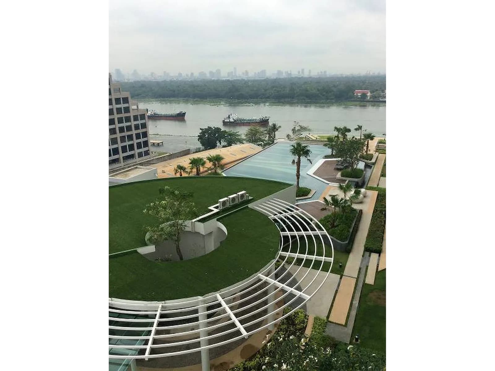 Supalai Prima Riva — photo 10