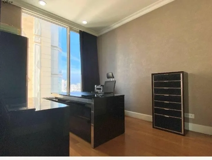 Royce Private Residences — photo 12
