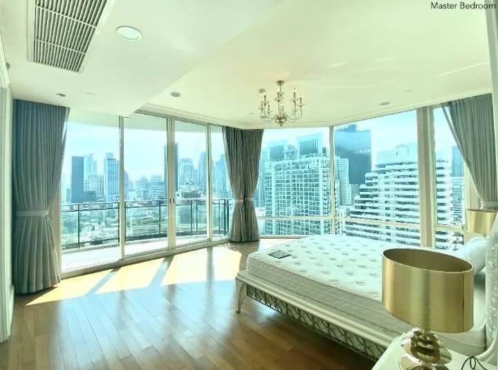 Royce Private Residences — photo 9