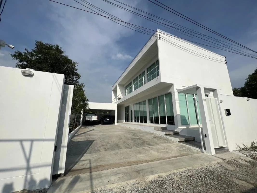 Lovekhun’s House — photo 14