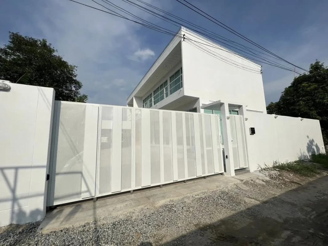 Lovekhun’s House — photo 15