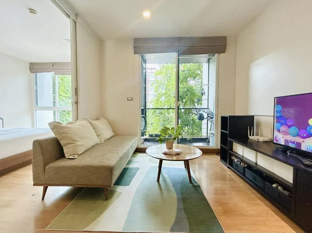 Tree Condo LUXE Sukhumvit 52 — photo 1