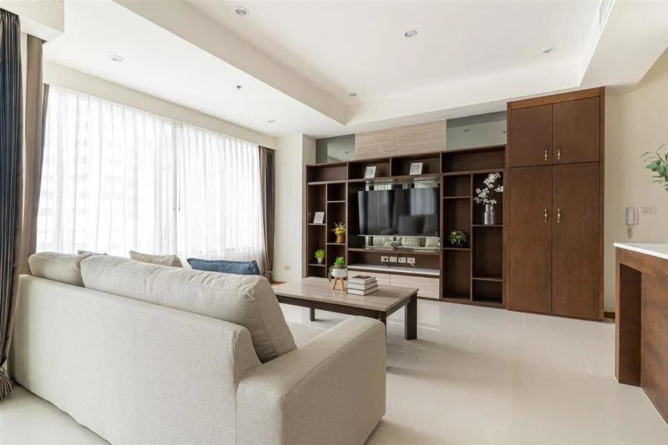 The Emporio Place — photo 3