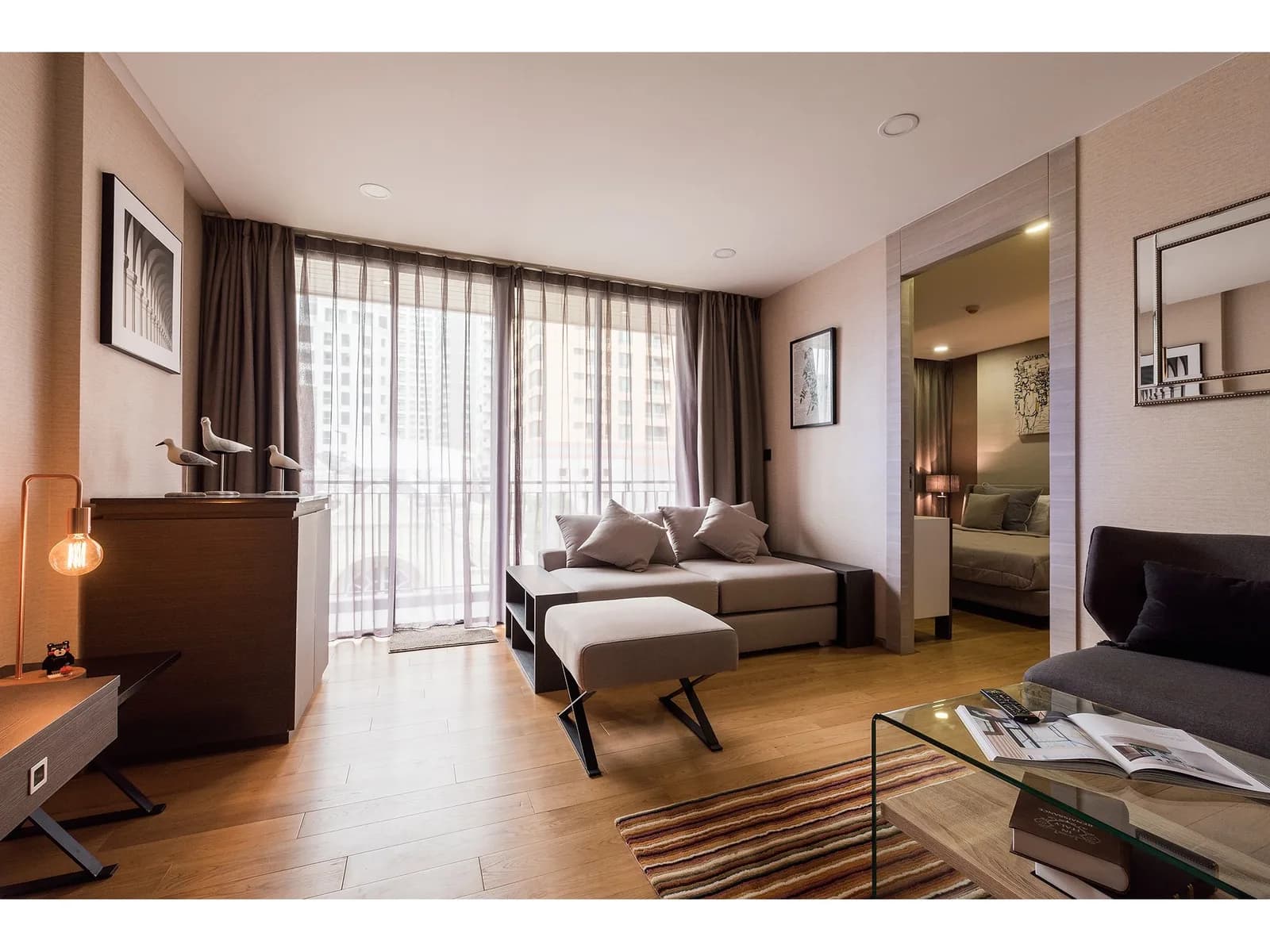 Klass Condo Langsuan — photo 1