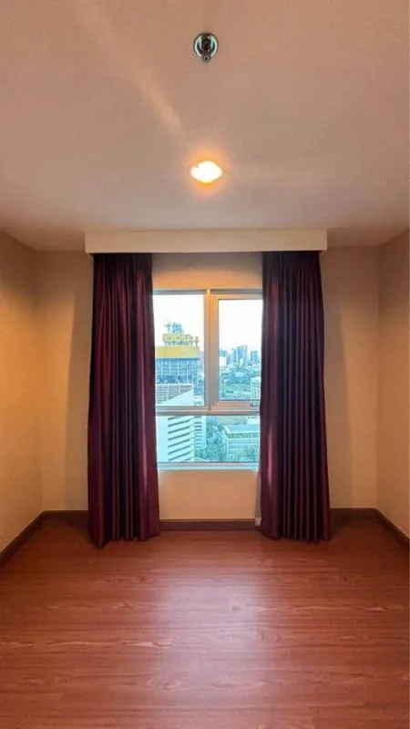 Belle Grand Rama 9 — photo 8