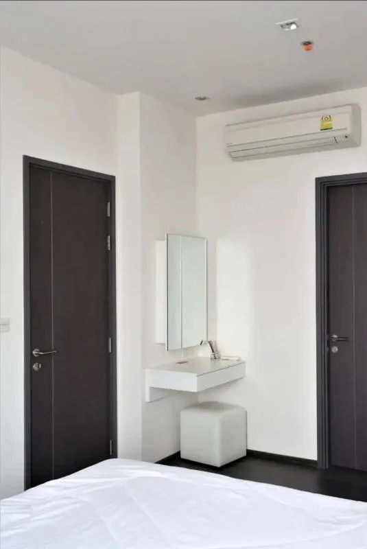 Edge Sukhumvit 23 — photo 8
