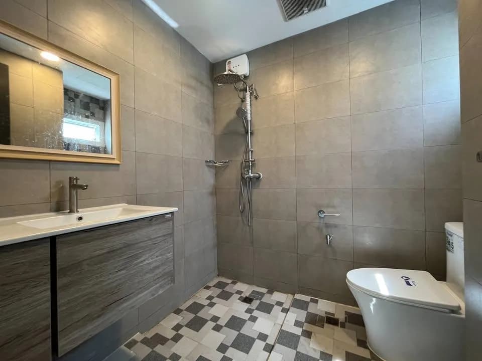 White Mansion — photo 16