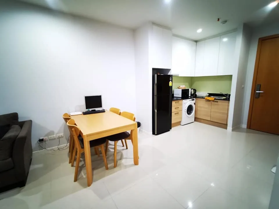 Circle Condominium — photo 3