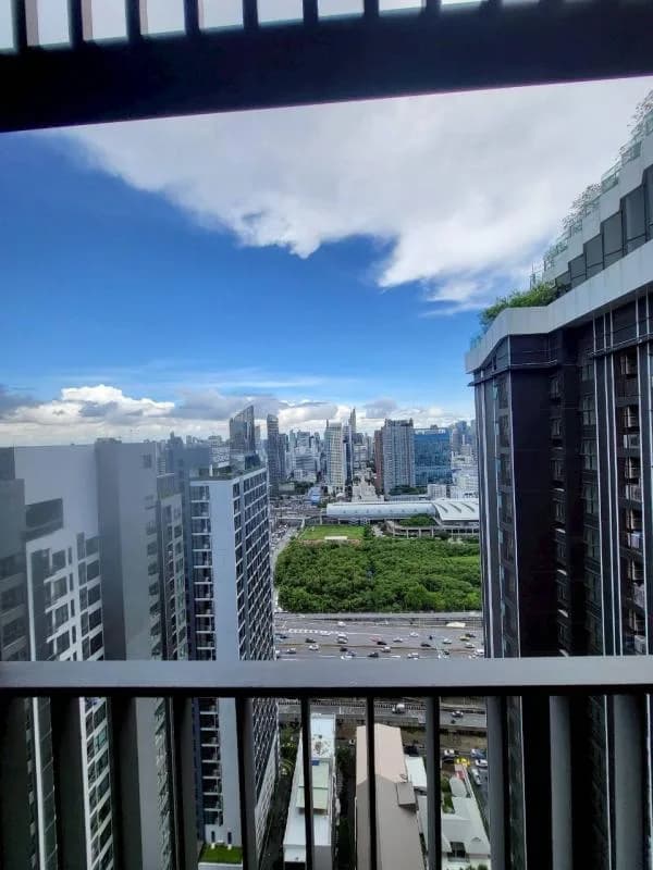 LIFE Asoke - Rama 9 — photo 10