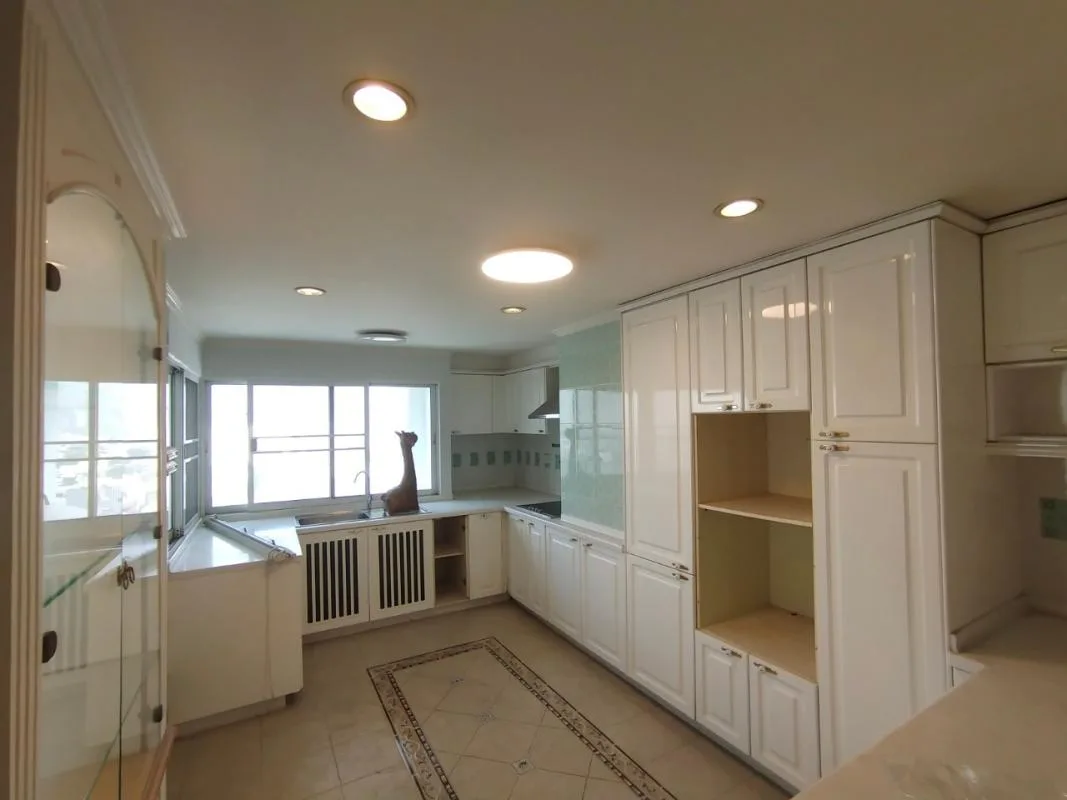 38 Mansion — photo 3