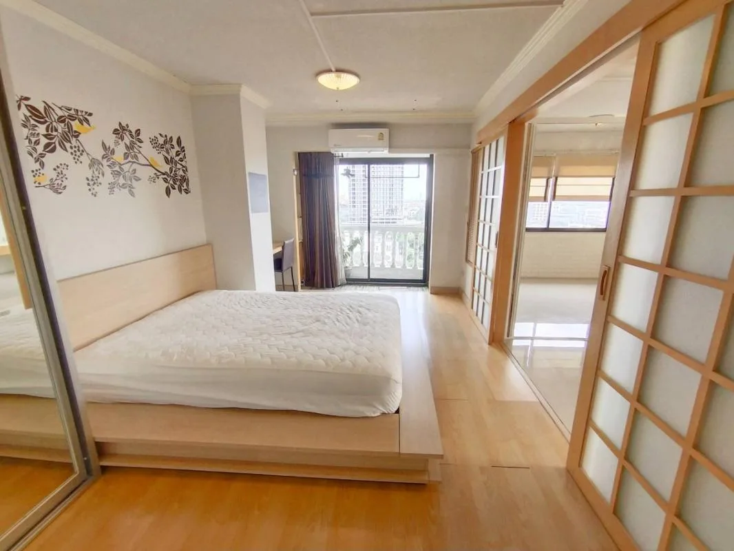 38 Mansion — photo 14