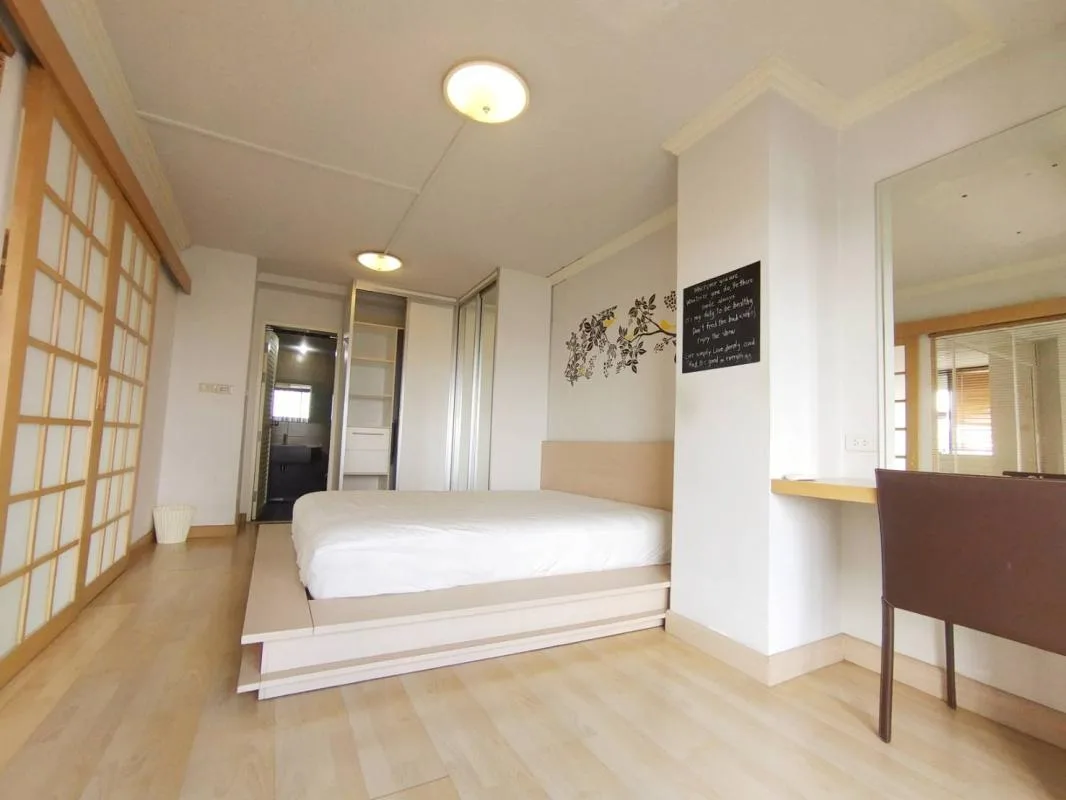 38 Mansion — photo 15