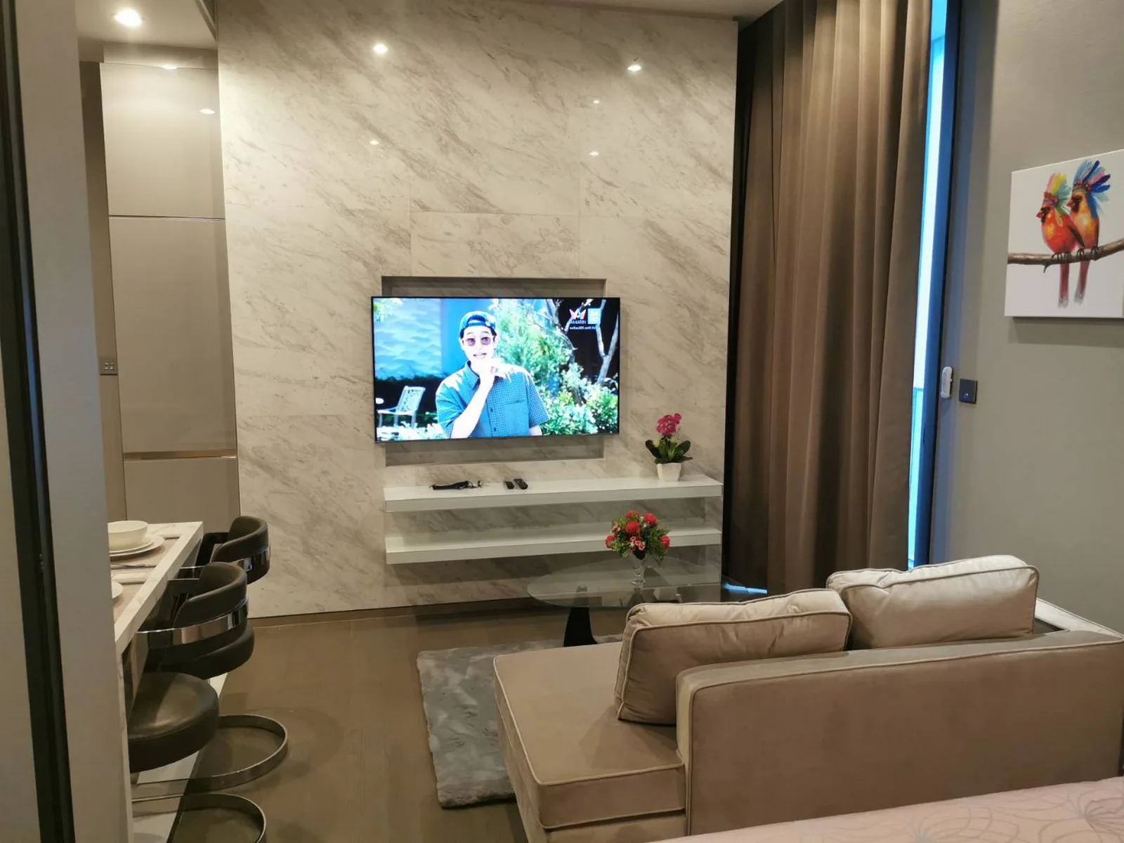 The Esse at Singha Complex — photo 1