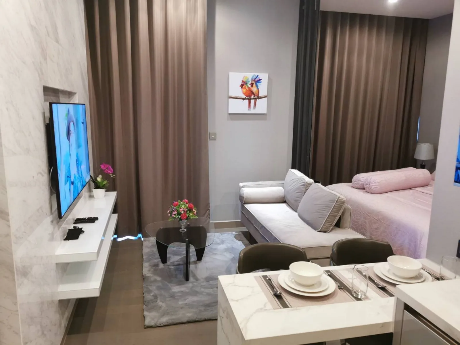 The Esse at Singha Complex — photo 2