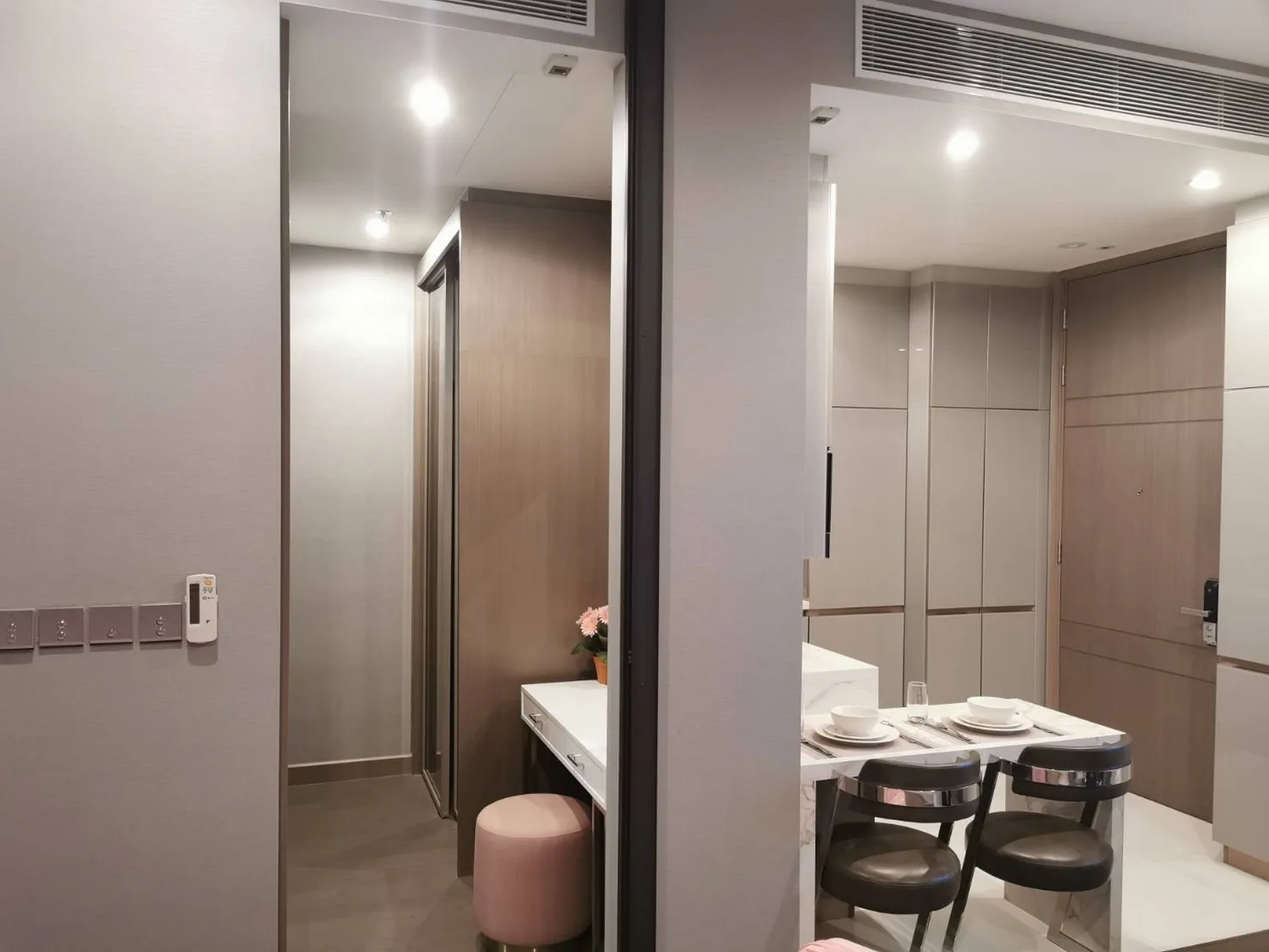 The Esse at Singha Complex — photo 13