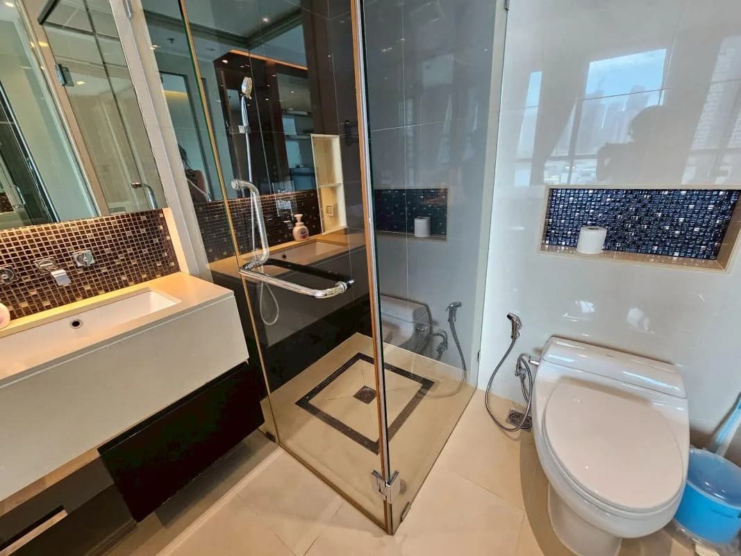 The Address Sukhumvit 28 — photo 10