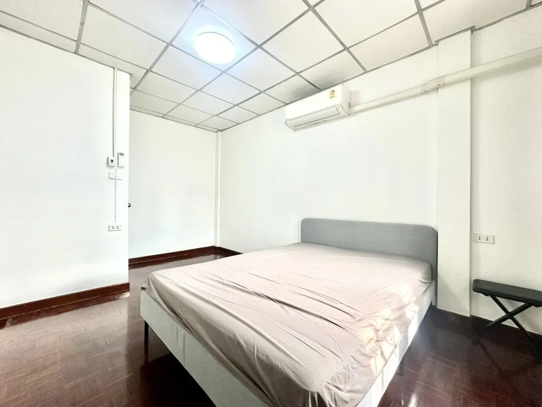 Townhome — photo 11