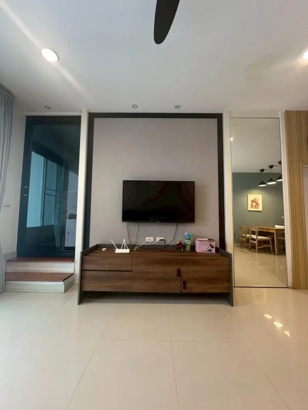 Baan Klang Muang Sathorn-taksin 2 — photo 3