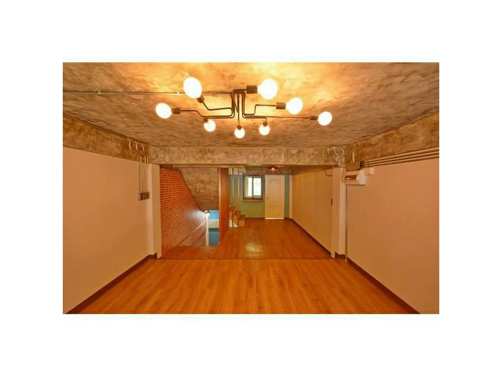Townhouse 85/33 Phahonyothin — photo 2