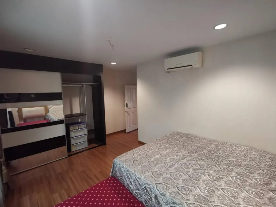 Townhome — photo 10