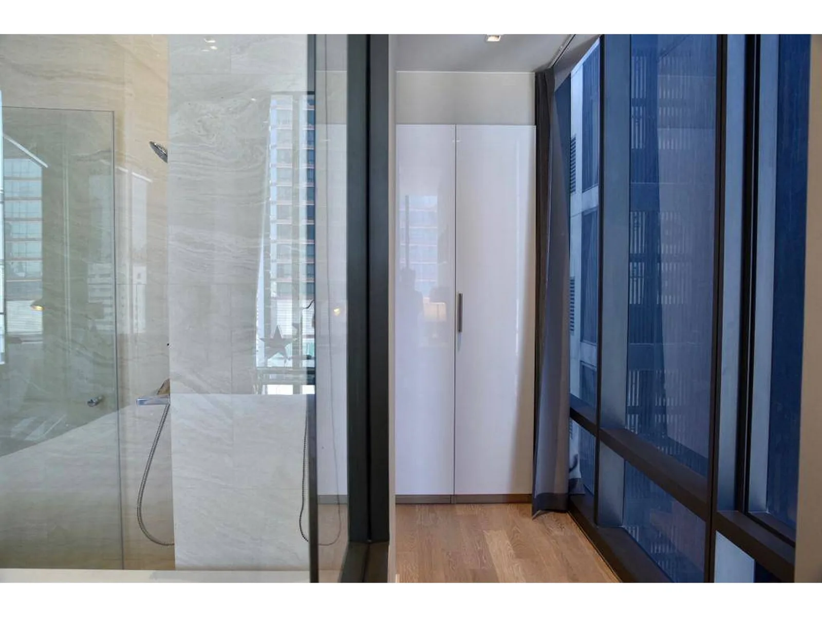 Ashton Silom — photo 10