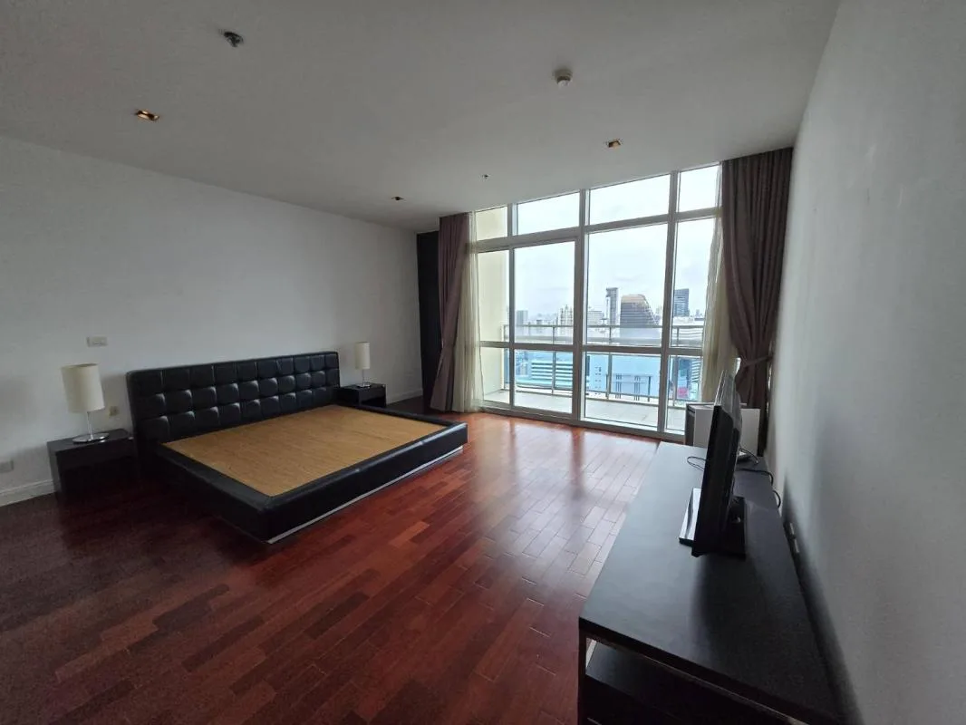 Athenee Residence — photo 4