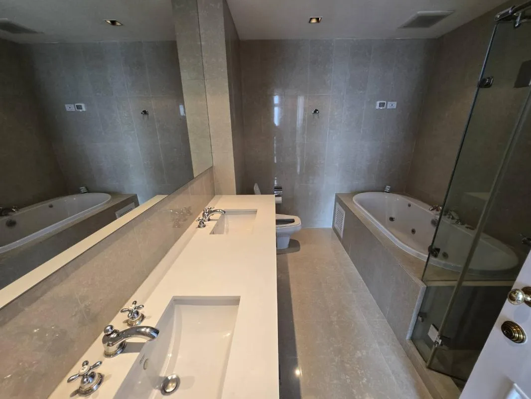 Athenee Residence — photo 8