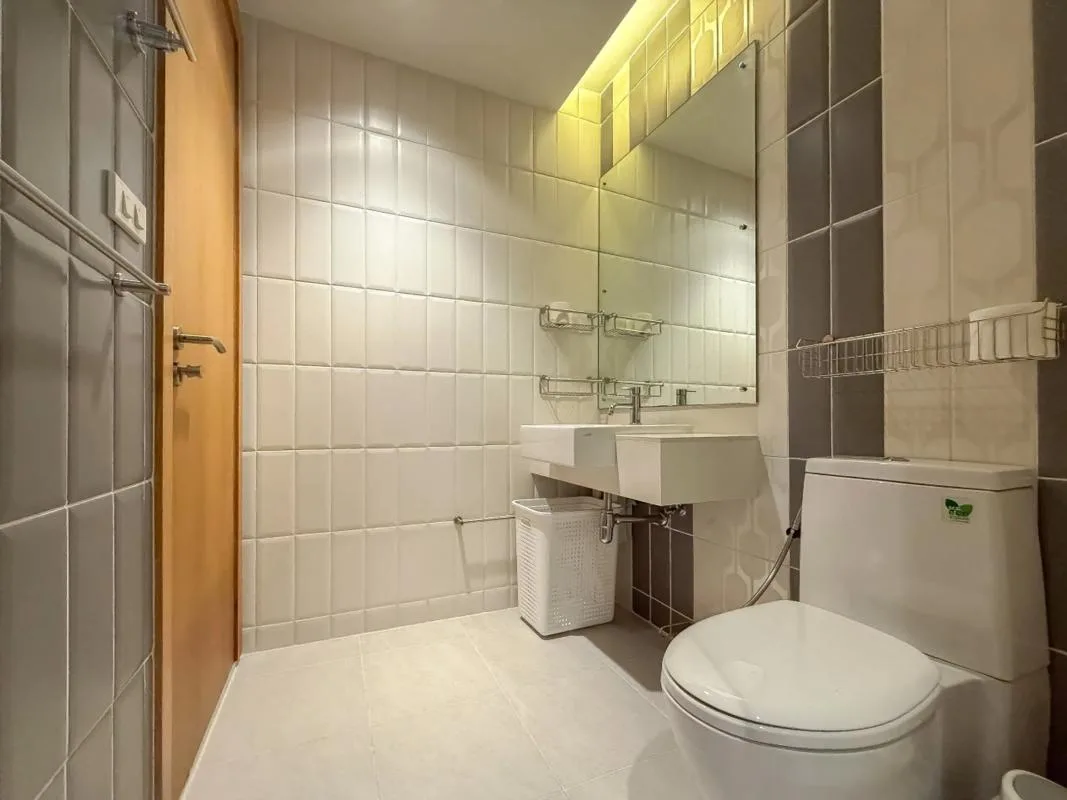 Circle Condominium — photo 12