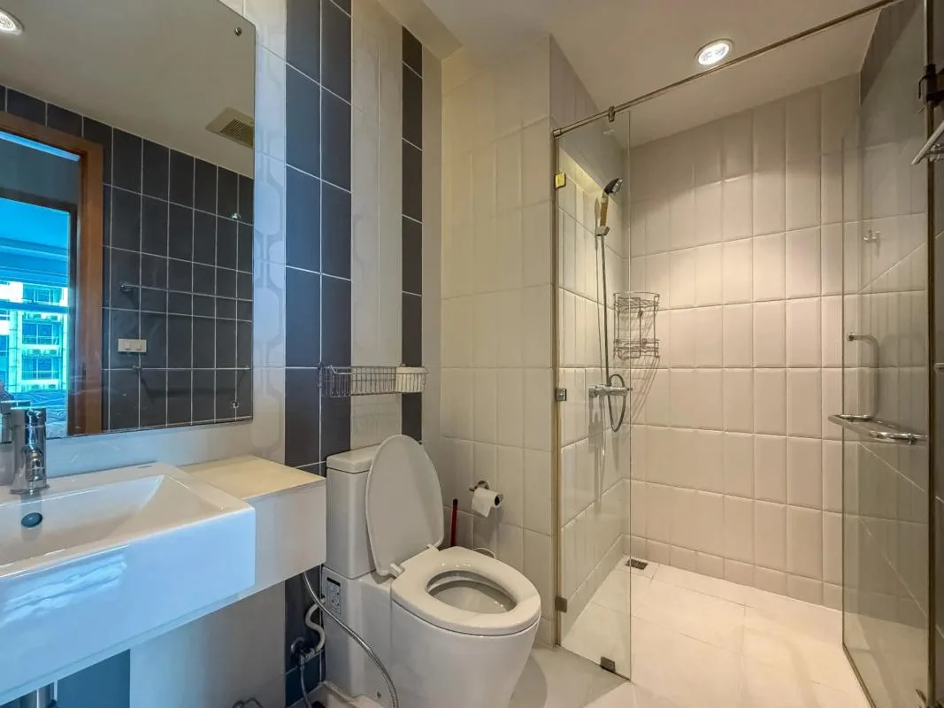 Circle Condominium — photo 13