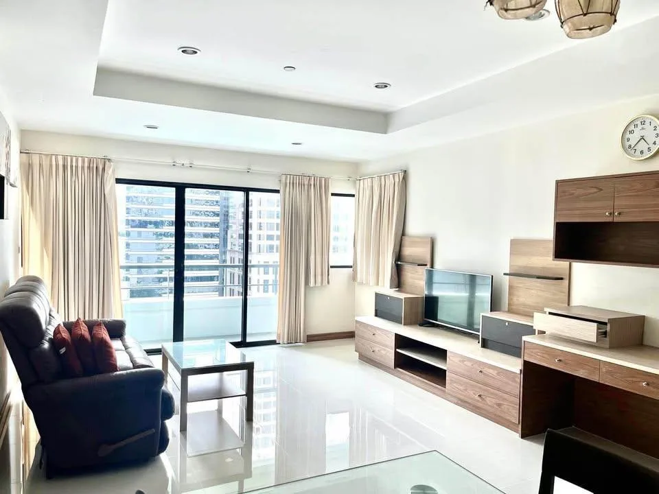 Sathorn Gardens — photo 2