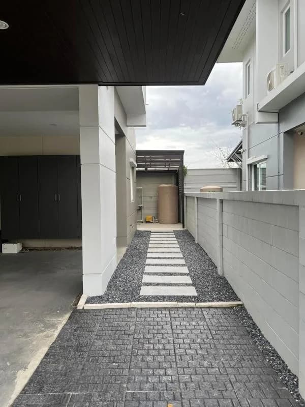 Centro Rama9 – Motorway — photo 19