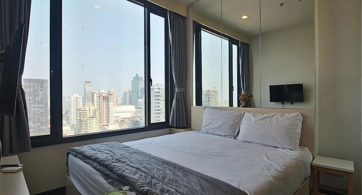 Edge Sukhumvit 23 — photo 8