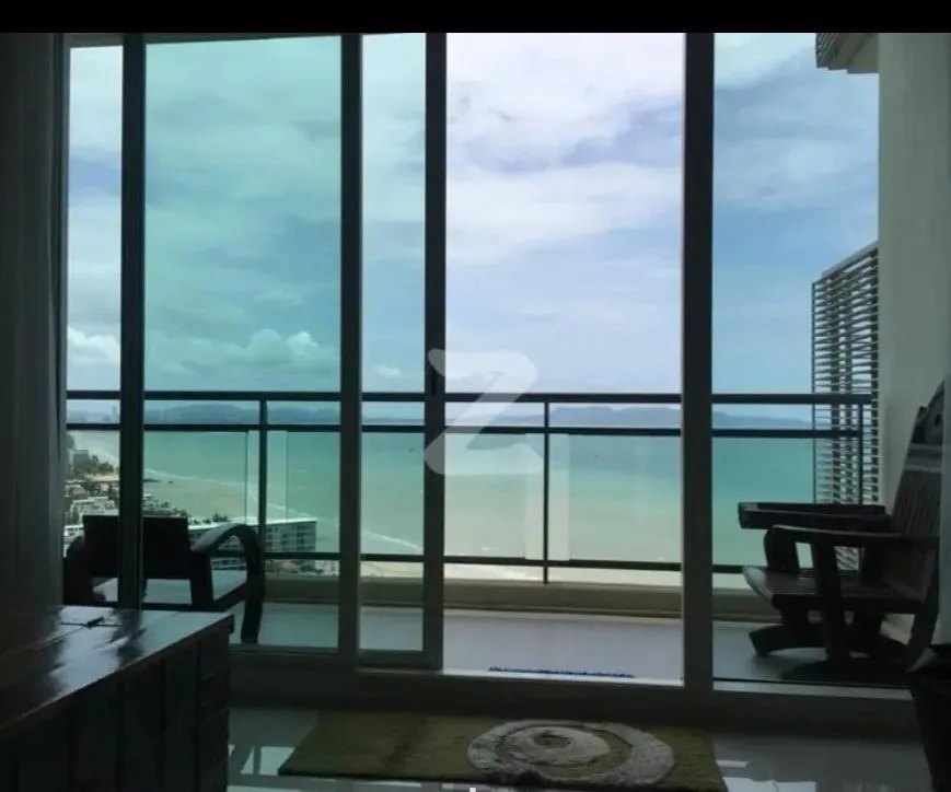 Reflection Jomtien Beach Pattaya — photo 1