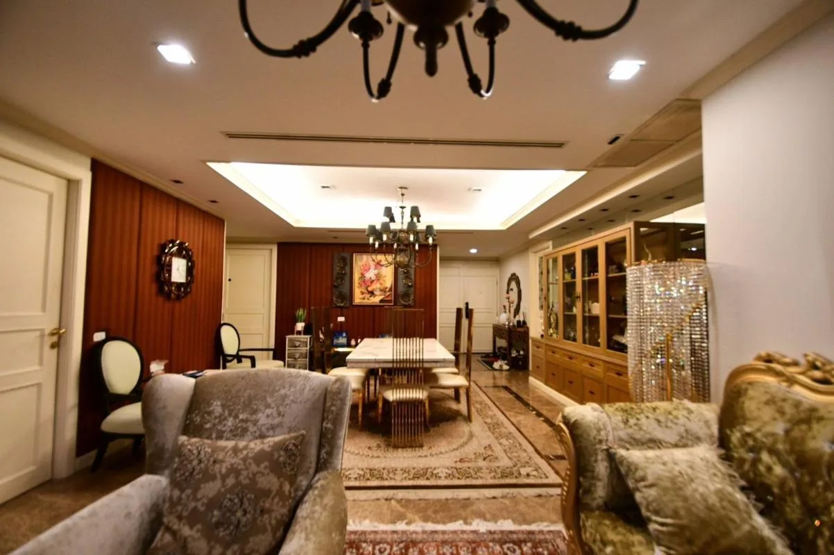 Sathorn Gardens — photo 2