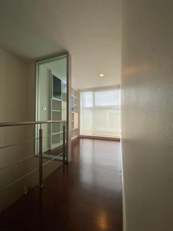 The Landmark Residence — photo 11