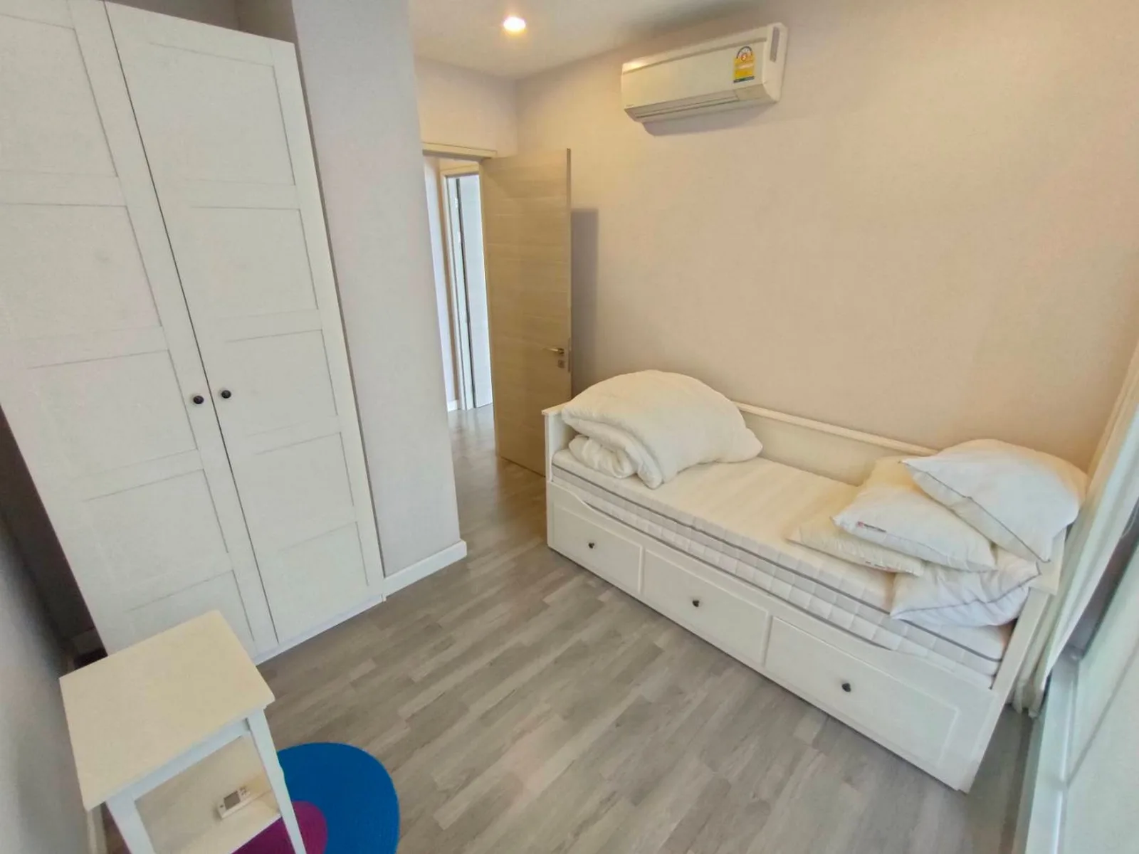 The room Sathorn - TanonPun — photo 8