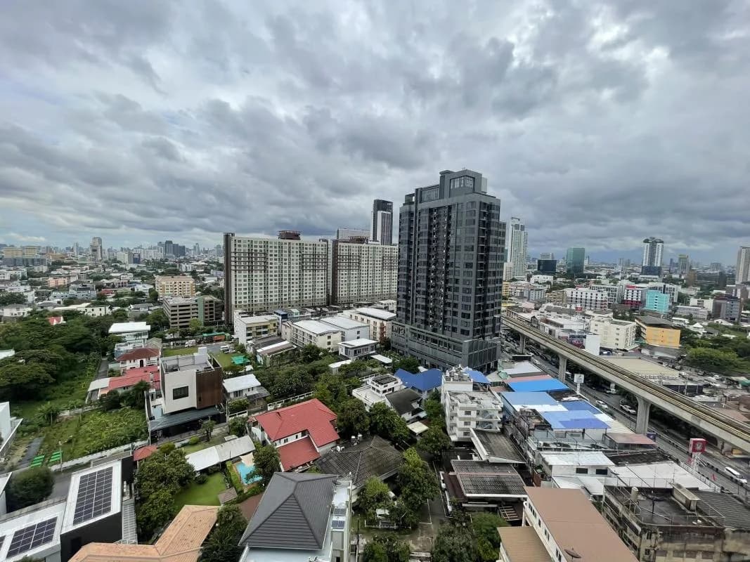 LUMPINI PARK PHAHON 32 — photo 7