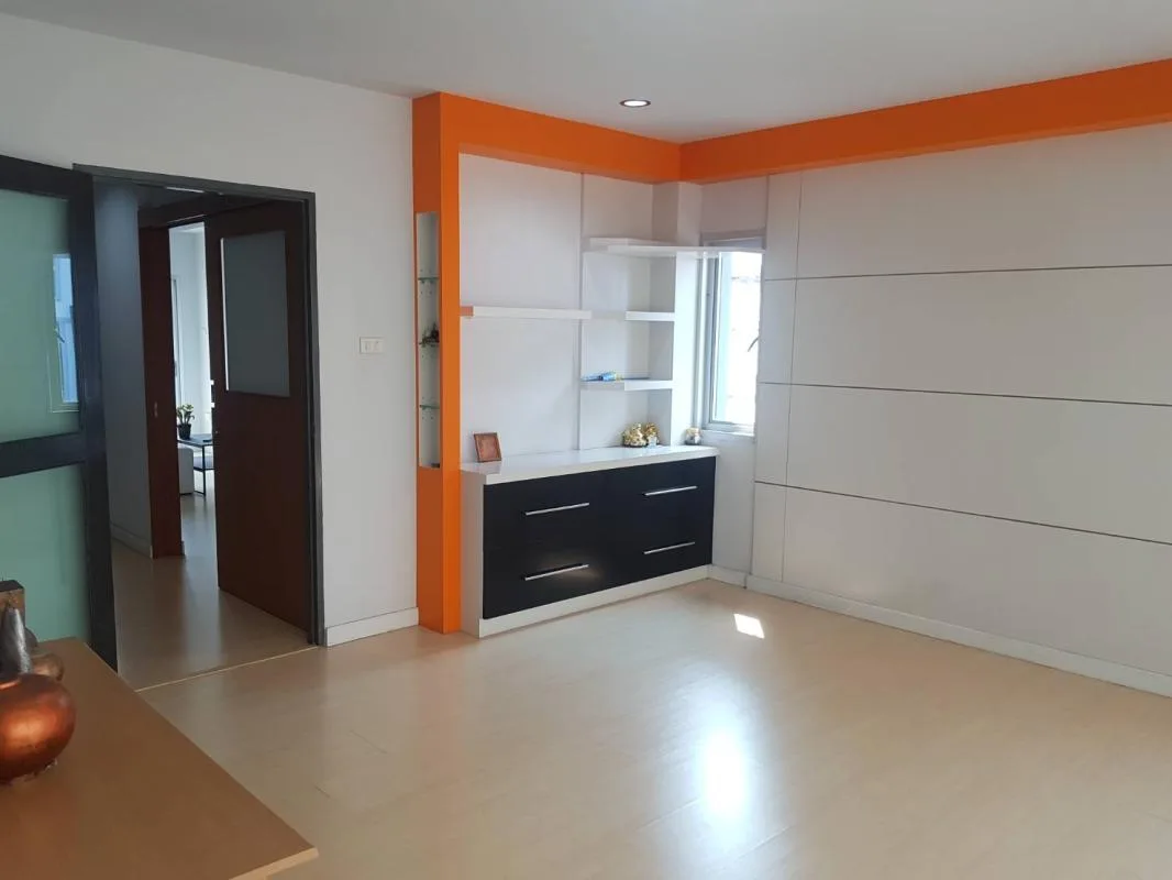 Townhome — photo 8