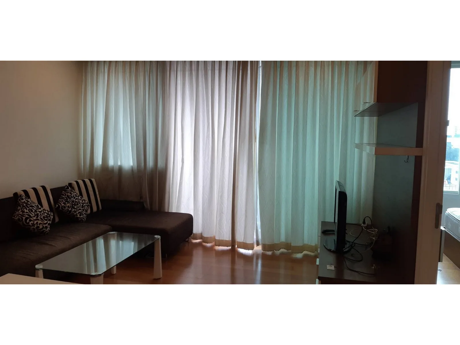 Wind Sukhumvit 23 — photo 1