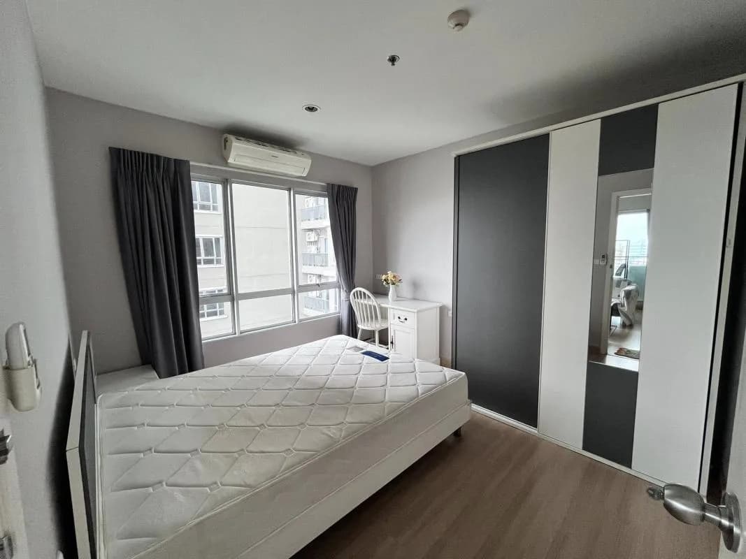 Motif Condo — photo 4