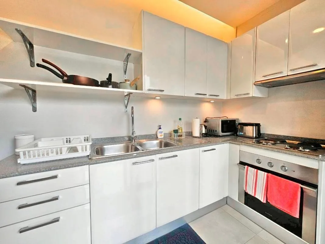 Serpentine Residences — photo 11