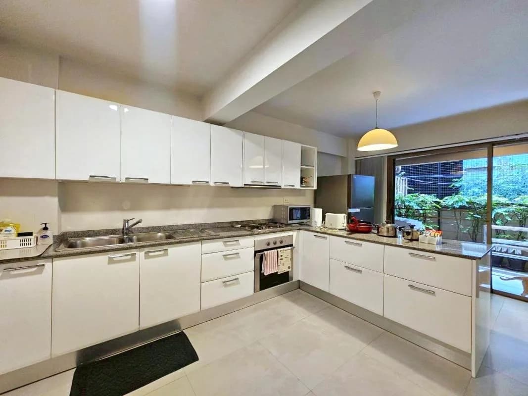 Serpentine Residences — photo 13