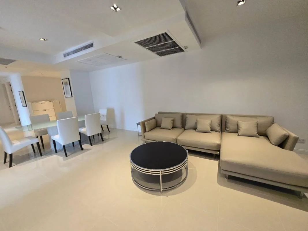Athenee Residence — photo 1