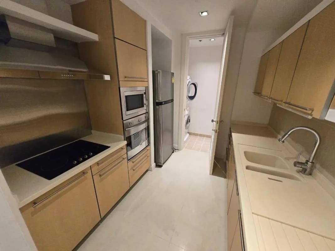 Athenee Residence — photo 3