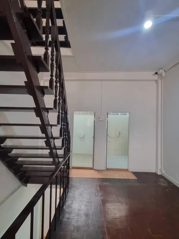Townhome — photo 17