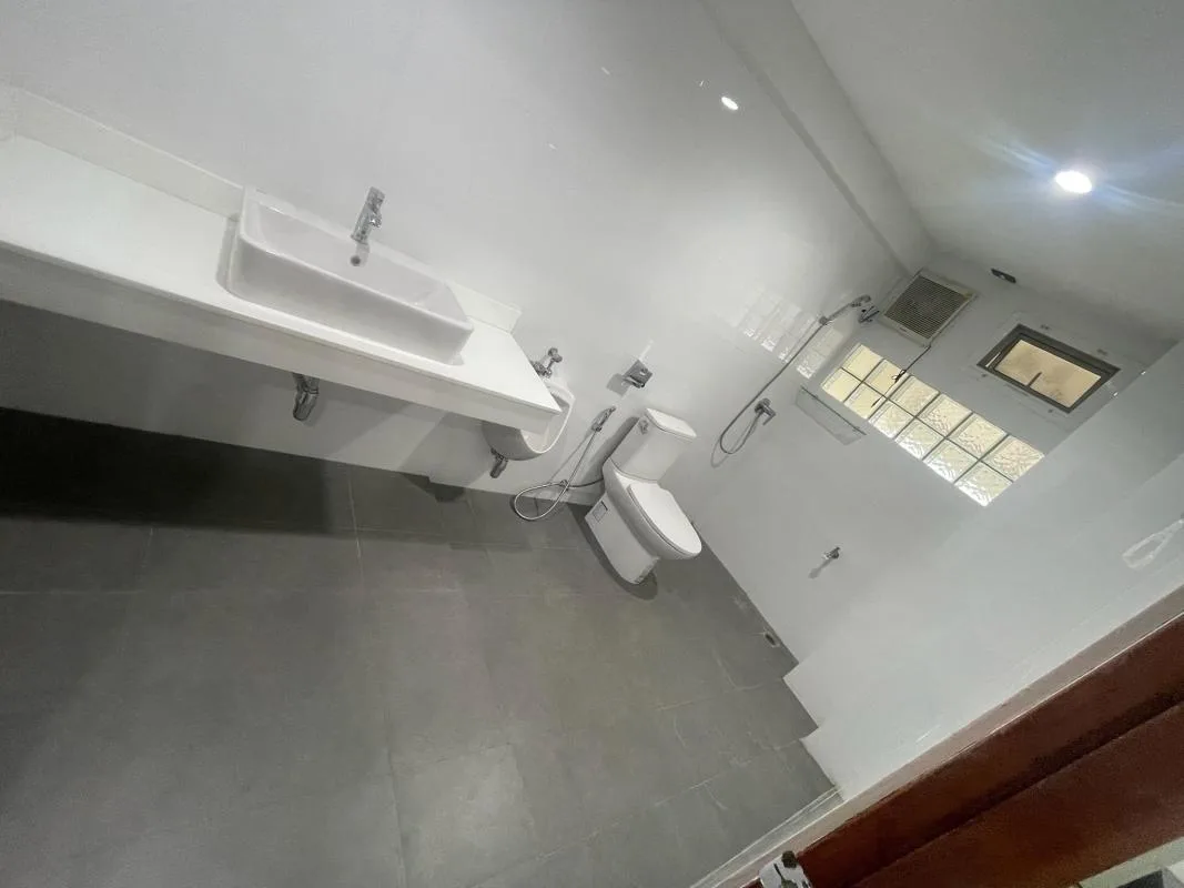 Townhome — photo 12