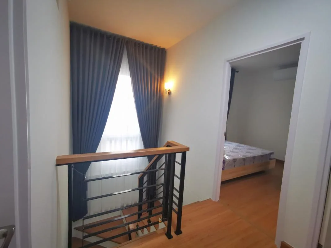 Townhome — photo 9